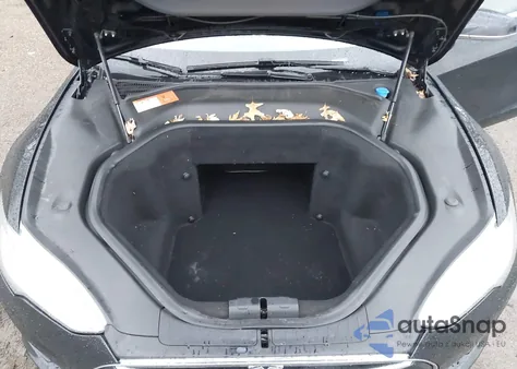 2014 Tesla Model S P85 из США, поврежденный, VIN 5YJSA1H1XEFP38101